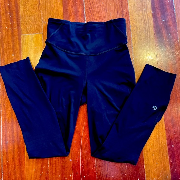 Lululemon Black Base Pace High-Rise Crop 23” - Picture 2 of 2